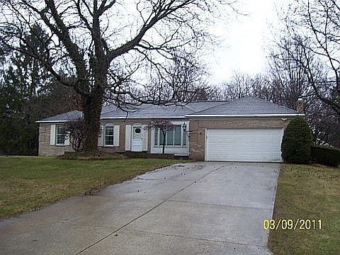 1st image of 2131 Cloverdale Dr