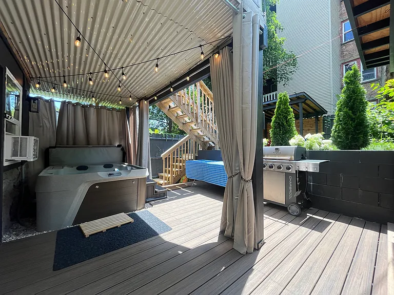 5 Madison Pl — Photo 1