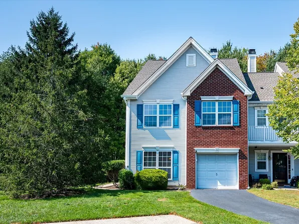 26 Alpine Road, Holmdel, NJ 07733