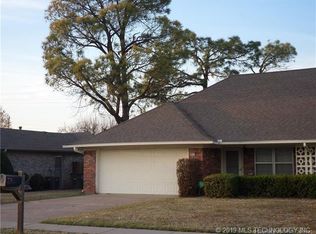 6911 E 46th Pl, Tulsa, OK 74145