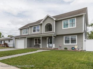 505 Oak St, Lakehurst, NJ 08733