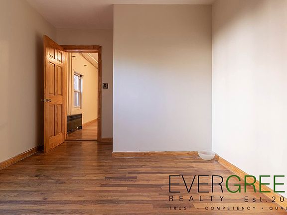 3rd image of 1119 Bergen St APT 1