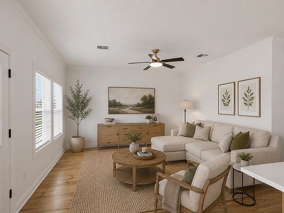 2nd image of 1250 Woodland Trl
