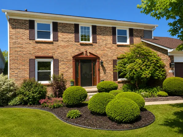45184 Glengarry Rd, Canton, MI 48188