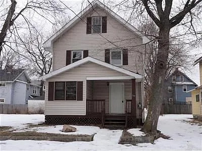 741 Roselawn Ave photo 1