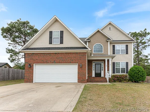 33 Eastwood Ct, Lillington, NC 27546