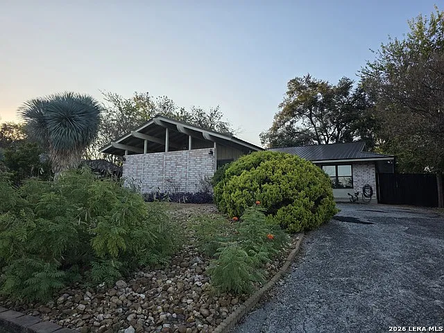 3626 Colony Dr