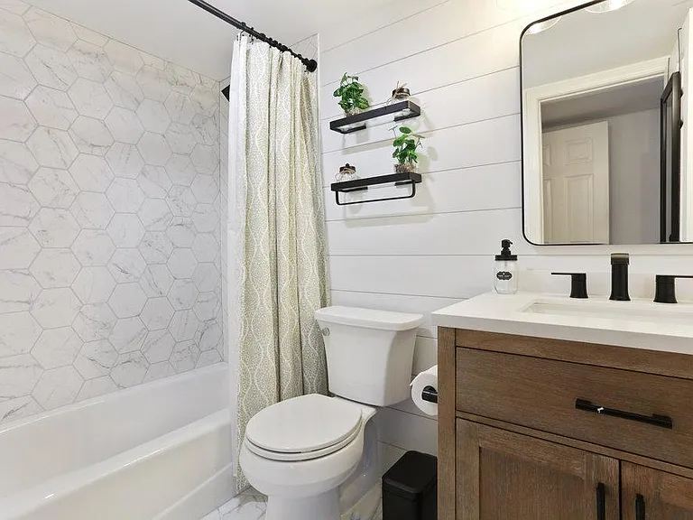 1853 Hornblend St — Photo 13