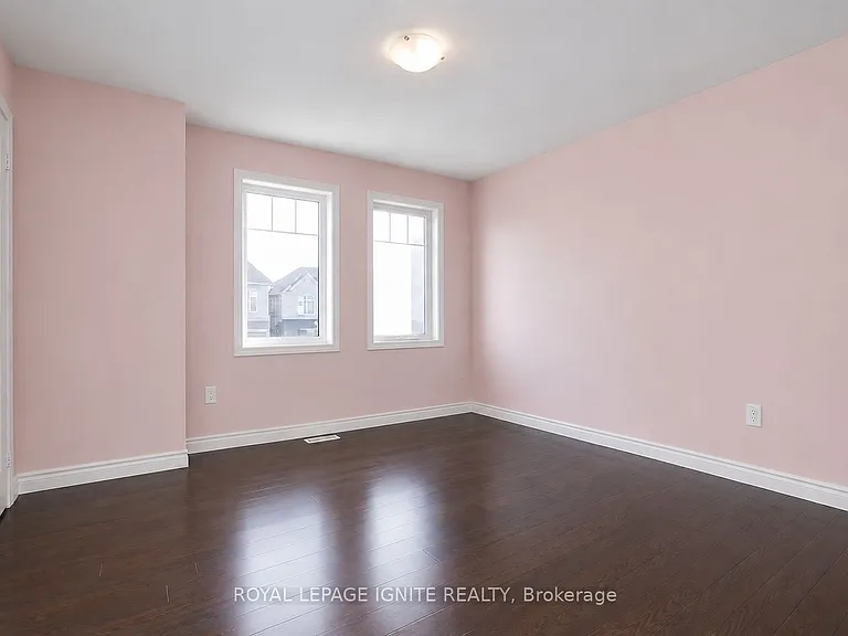 28 Foxberry Rd — Photo 10