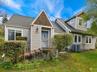 2115 Crystal Springs Rd W, University Place, WA 98466