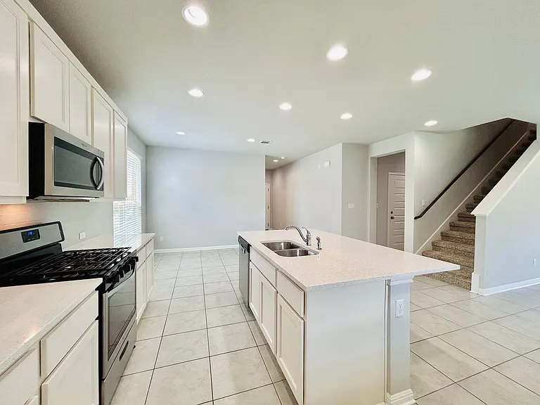 1156 Capra Ln — Photo 27