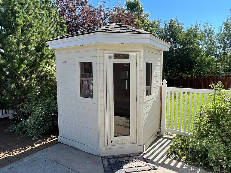 2623 Daisy Dr — Photo 29