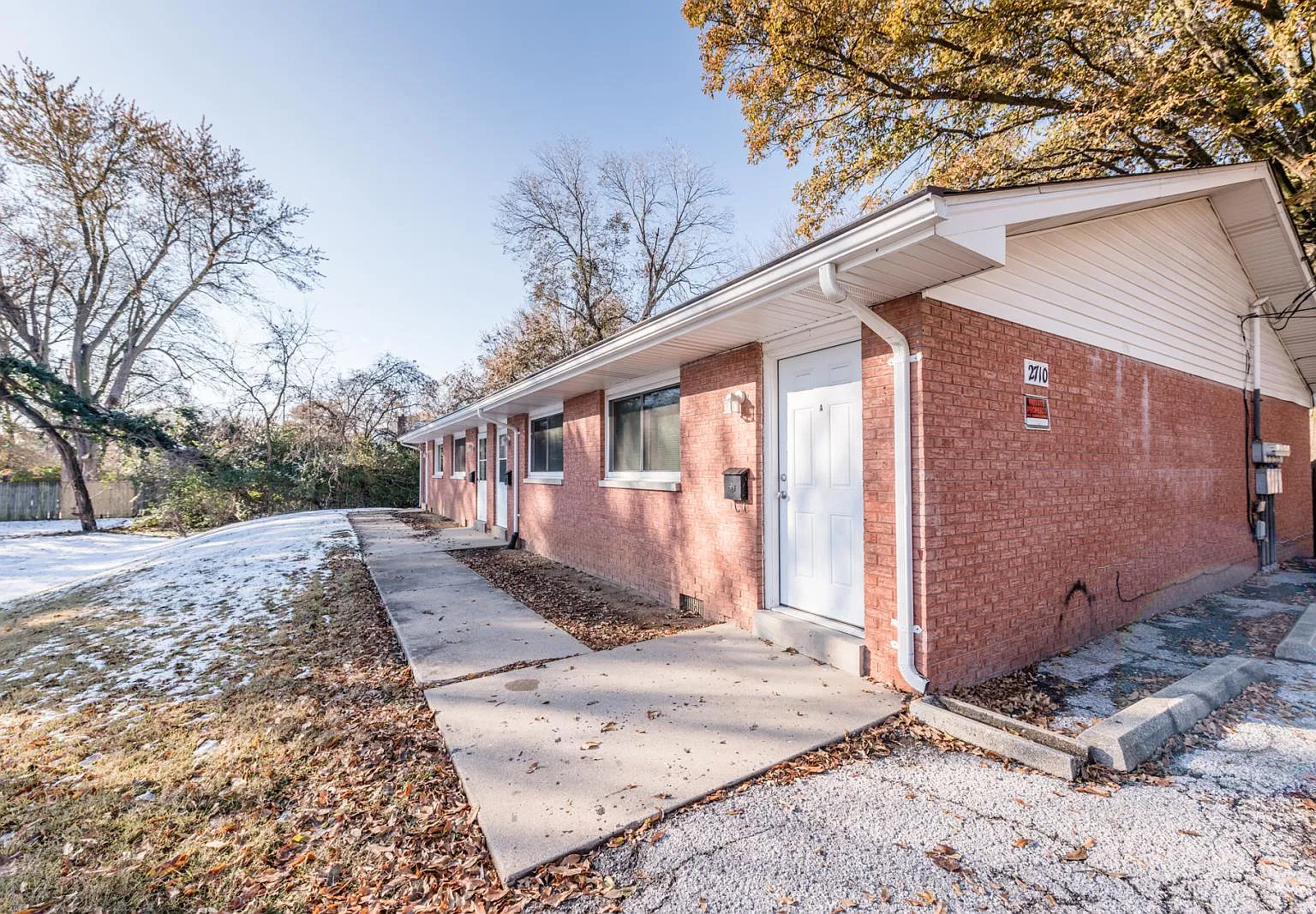 1 bed, $750 — Photo 1