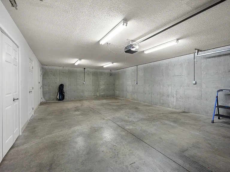 264 Jolin Dr #1 — Photo 26