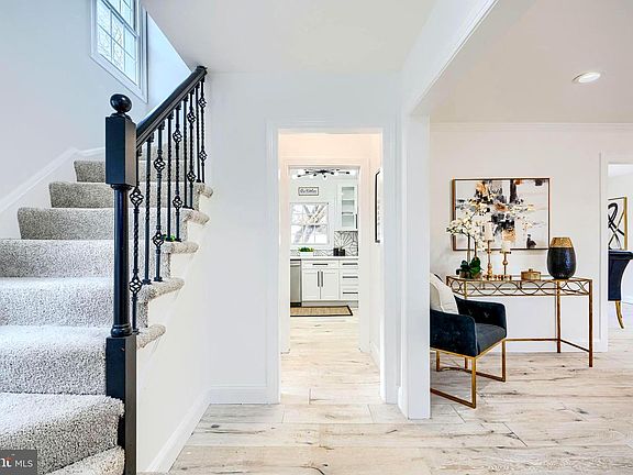 3rd image of 6415 Liberty Rd