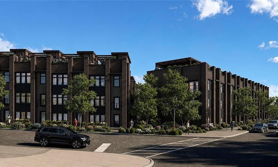 1st image of 585 Parkview Way SW