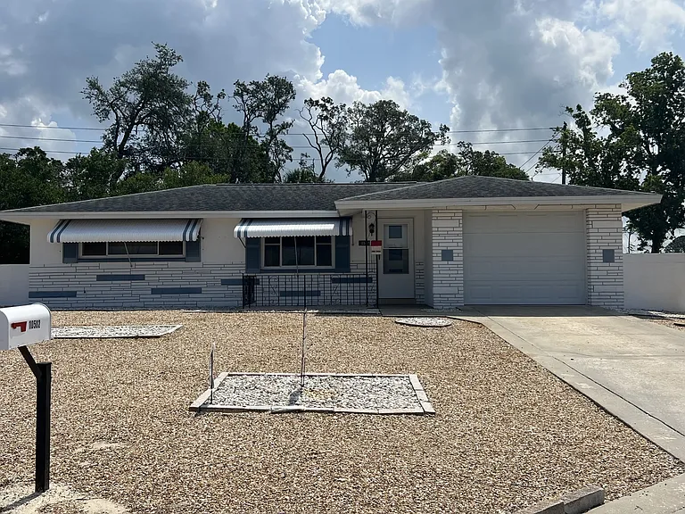 10802 Laburnum Dr — Photo 1