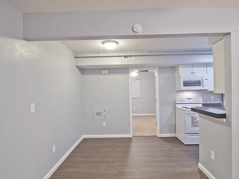 127 Dorset Ct — Photo 20