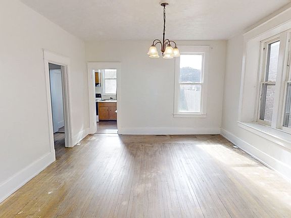 5th image of 1738 5th St
