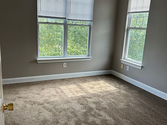 4th image of 6732 Mallard Park Dr