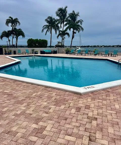 5200 N Flagler Dr #503 — Photo 10