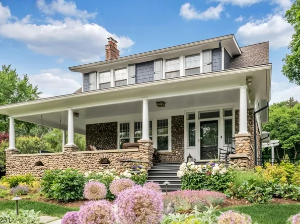 284 Wyckoff Ave, Wyckoff Twp., NJ 07481