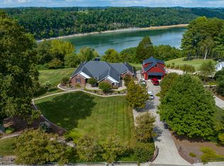 216 Buddy Tarter Rd, Somerset, KY 42503