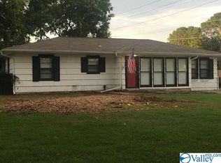 2018 13th St SE, Decatur, AL 35601