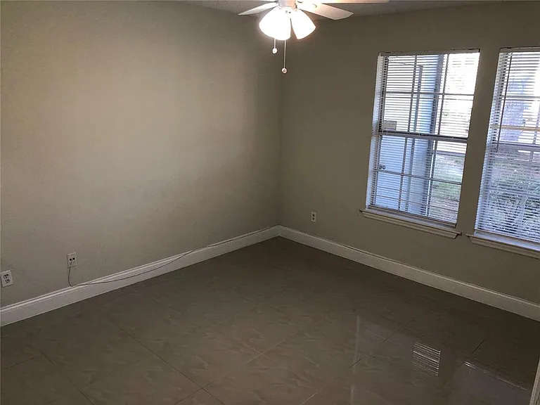 6112 Westgate Dr #101 — Photo 8