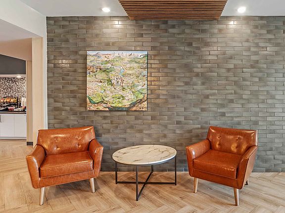 Lobby and Guest Check-in