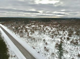 Parkway Rd, Crivitz, WI 54114