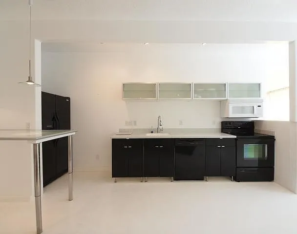 430 Aspen Dr — Photo 5