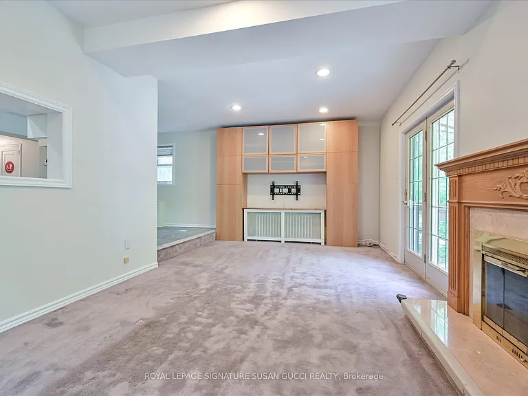 32 Marilyn Cres #MAIN — Photo 11