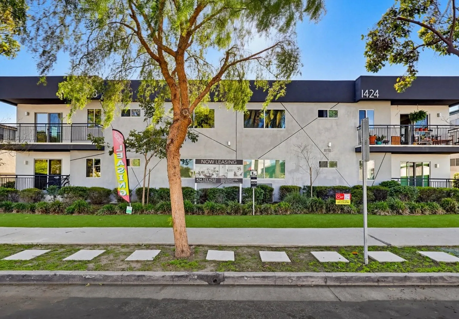 14241428 12th Street — Photo 3
