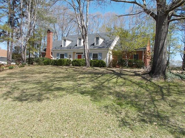 1st image of 4319 Camelot Dr