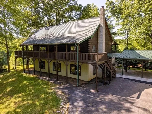 1582 Venturous Trl, Goode, VA 24556