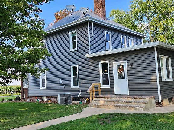 2nd image of 1545 County Road 1150 N
