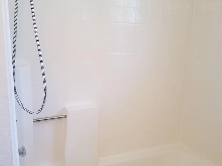 Total 2.5 bathrooms