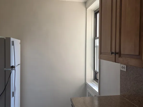 580 84th Street image 1 of 3