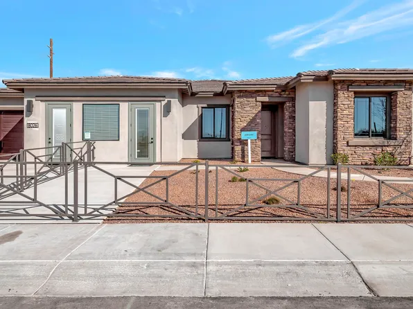 8032 W Gardenia Ave, Glendale, AZ 85303