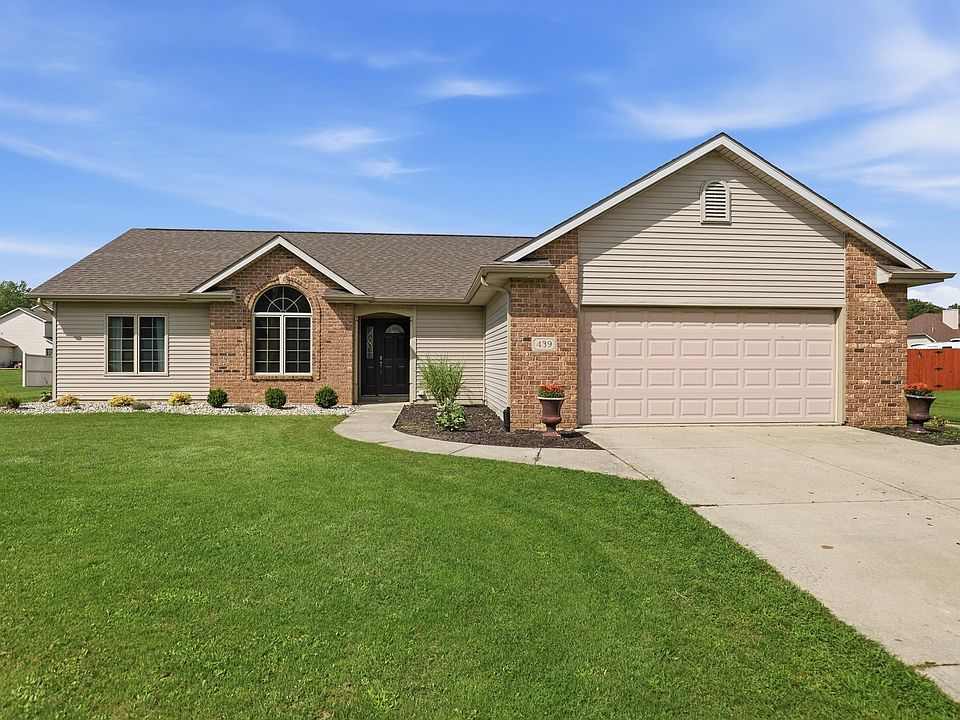 1st image of 439 Westward Dr