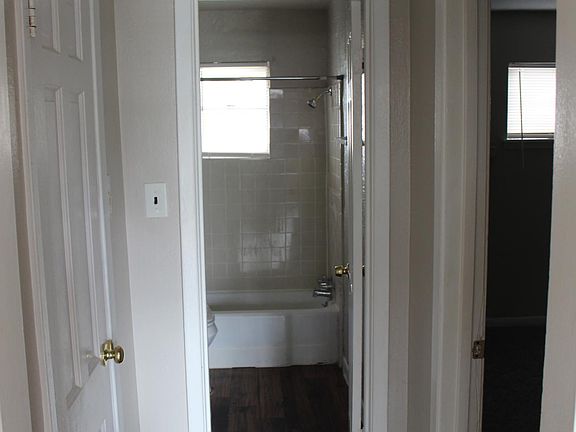 5th image of 1411 11th St #5