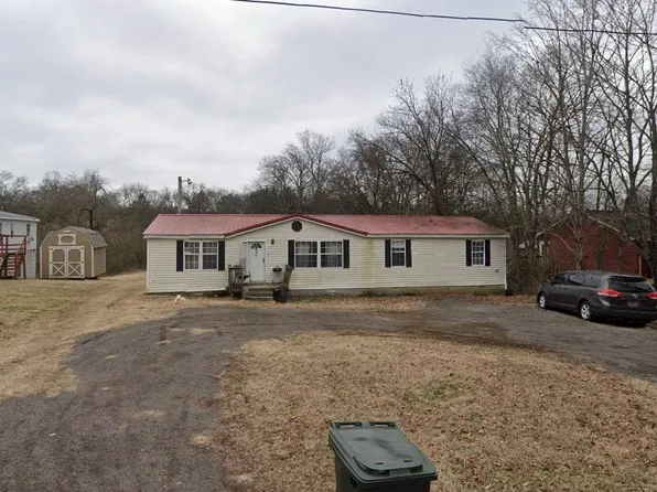 225 Drivers Ln, Gallatin, TN 37066