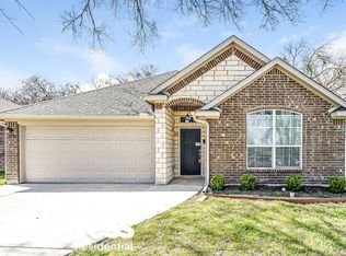 806 Sam Houston St, Rockwall, TX 75087