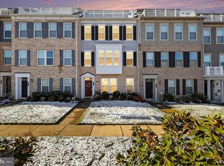 1857 Shadding Bay Ln, Dumfries, VA 22026