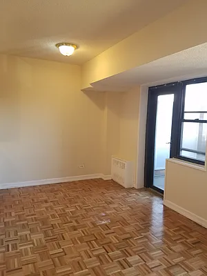 Rented by Bruma Realty LLC | media 7