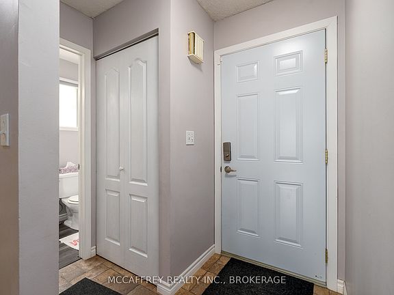 3rd image of 932 Heaton Rd