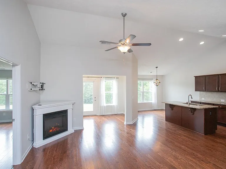 395 Devon Chase Hl #6402 — Photo 10