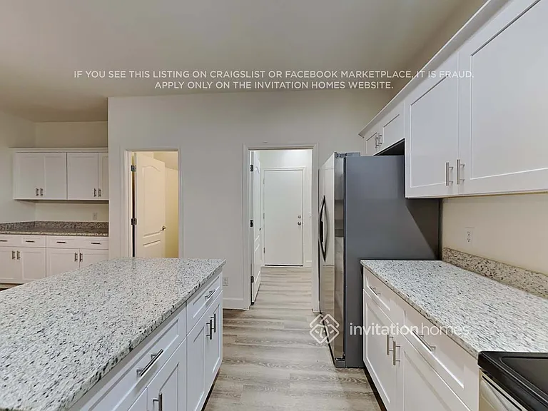 14667 N 174th Ave — Photo 8
