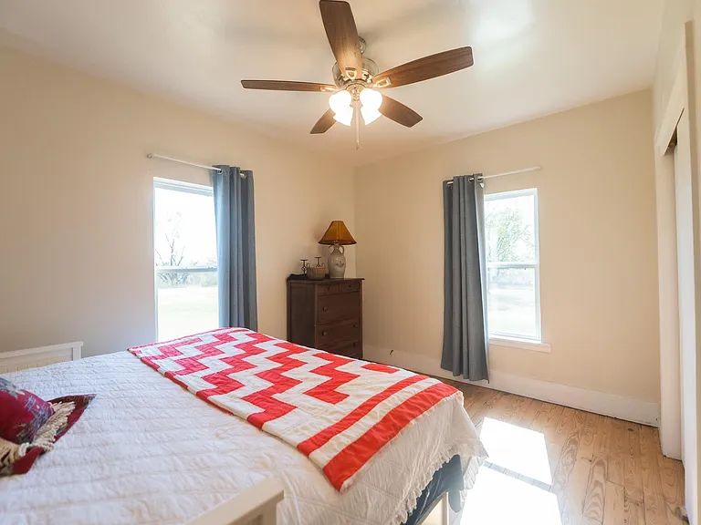 10682 Refinery Rd — Photo 11